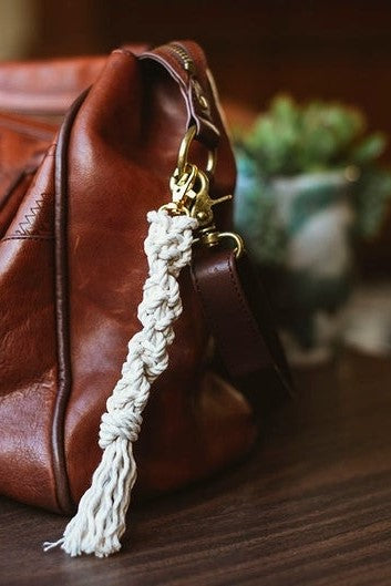 Macrame Keychain - Twist