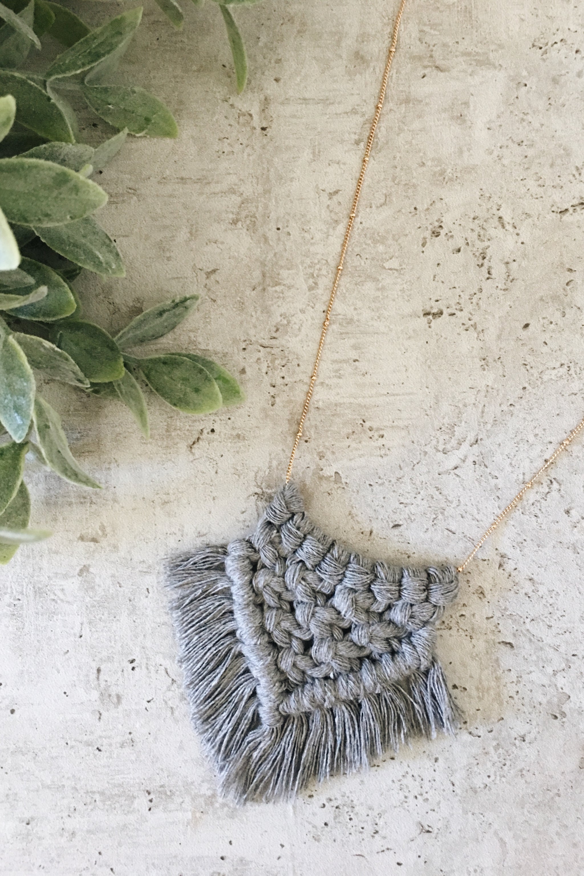 Macrame Necklace - Gray