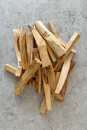 Palo Santo (Bundle of 2, 5, or 8 Sticks)